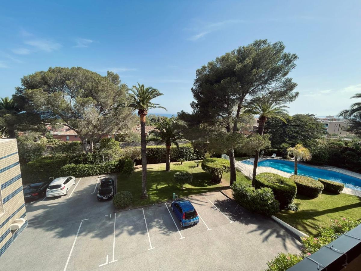 La Paisible Apartamento Saint-Raphaël Exterior foto